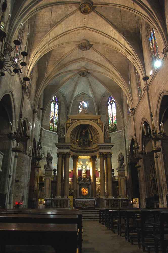 Barcelona - Basílica Sants Just i Pastor 2.jpg